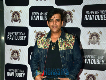 Celebs snapped at Ravi Dubey's birthday