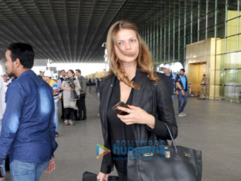 Diana Penty, Malaika Arora, Nandita Mahtani and others snapped at the airport