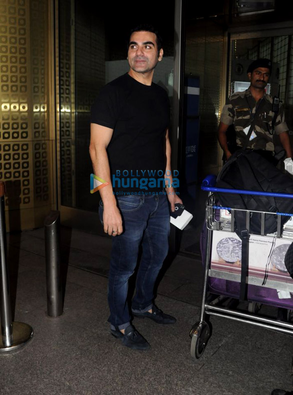 Arbaaz Khan, Ileana D’Cruz, Malaika Arora and others snapped at the airport Arbaaz Khan, Ileana D’Cruz, Malaika Arora and others snapped at the airport