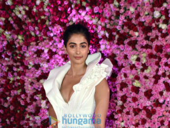 Jacqueline Fernandez, Bhumi Pednekar, Urvashi Rautela & other celebrities grace ‘Lux Golden Rose Awards 2017’ in Mumbai