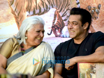 Salman Khan, Salim Khan, Katrina Kaif and others snapped at Bina Kak's book launch