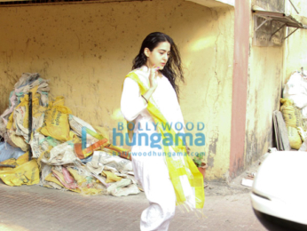Sara Ali Khan spotted at Bandra