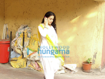 Sara Ali Khan spotted at Bandra