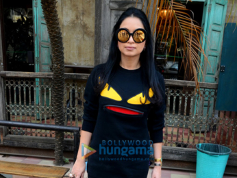 Sheetal Mafatlal snapped at Pali Bhuvan