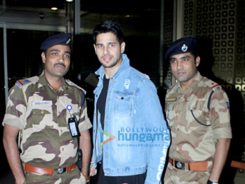 Sidharth Malhotra and Shamita Shetty snapped at the airport