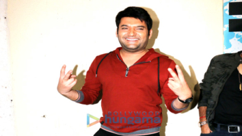 Kapil Sharma graces the special screening of the film ‘Firangi’