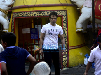 Tusshar Kapoor and his son Laksshya snapped at Shani Temple in Juhu