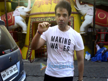 Tusshar Kapoor and his son Laksshya snapped at Shani Temple in Juhu