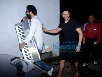 Varun Dhawan snapped with Amaal Mallik