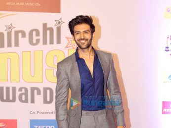 Celebs grace the 10th Mirchi Music Awards