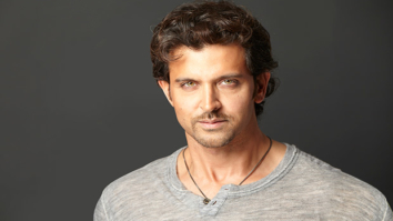 Hrithik Roshan begins his Super 30 journey on the occasion of Saraswati Puja