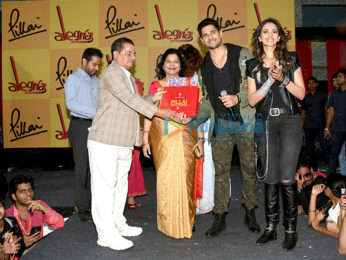 Sidharth Malhotra and Rakul Preet Singh grace The Festival of Joy 2018
