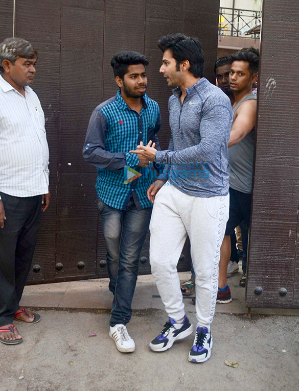 Varun Dhawan snapped outside his gym in Juhu