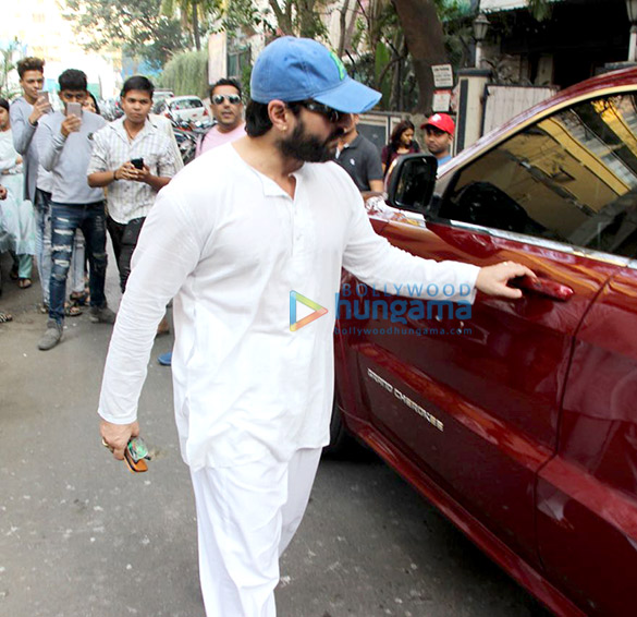 Saif Ali Khan spotted at a dubbing studio Saif Ali Khan spotted at a dubbing studio