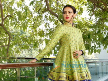 Sana Khan snapped doing a shoot for designer Reynu Tandon