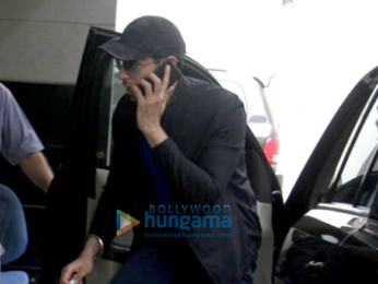 Sidharth Malhotra snapped outside the gym in Bandra