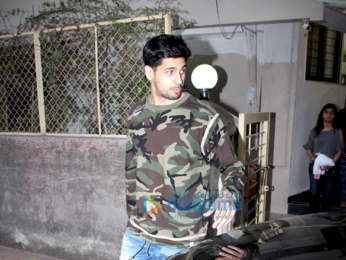 Sidharth Malhotra spotted at Matrix office