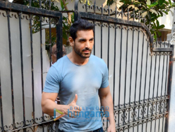 John Abraham celebrate holi with photographers in Bandra