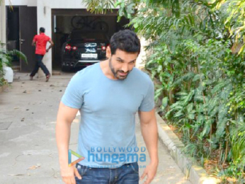 John Abraham celebrate holi with photographers in Bandra