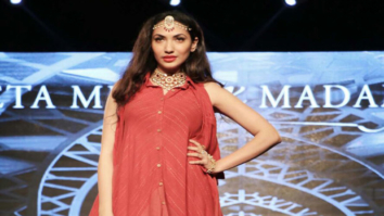 Prernaa Arora walks the ramp for the Chamber Of Commerce