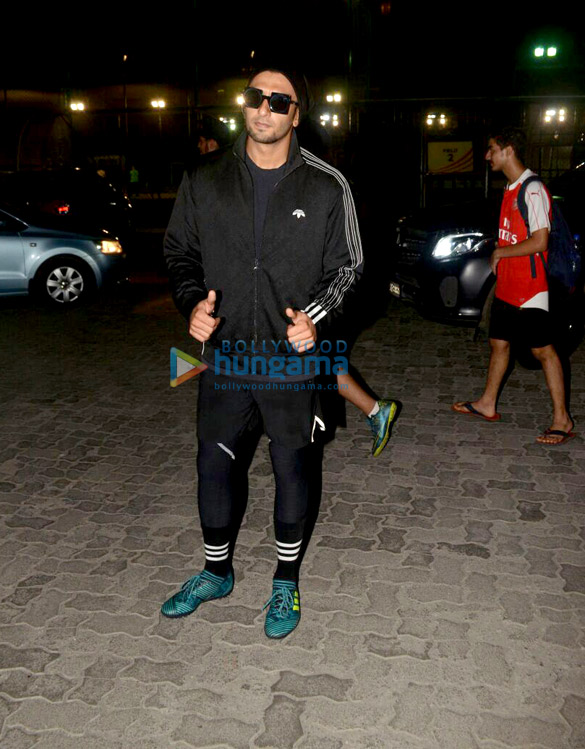 Ranveer Singh and Dino Morea snapped at football ground in Bandra Ranveer Singh and Dino Morea snapped at football ground in Bandra