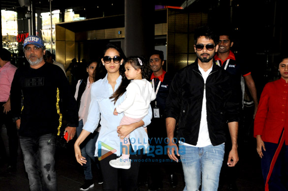 Shahid Kapoor, Mira Rajput And Elli Avram others snapped at the airport Shahid Kapoor, Mira Rajput And Elli Avram others snapped at the airport