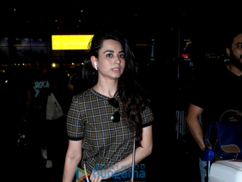Sophie Choudry, Gurmeet Choudhary and others snapped at the airport