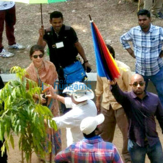 On The Sets Of The Movie Sui Dhaaga - Made In India