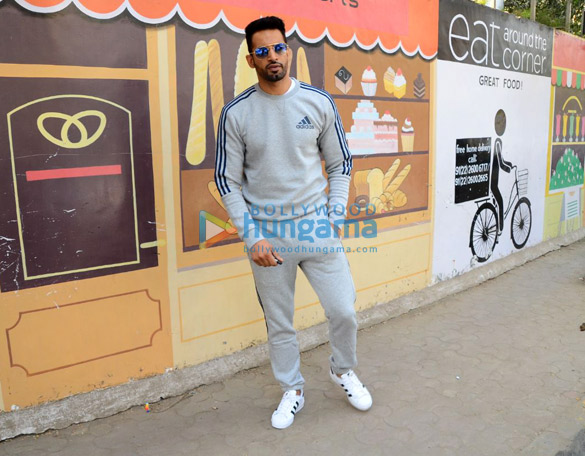 Upen Patel spotted at a cafe in Bandra Upen Patel spotted at a cafe in Bandra