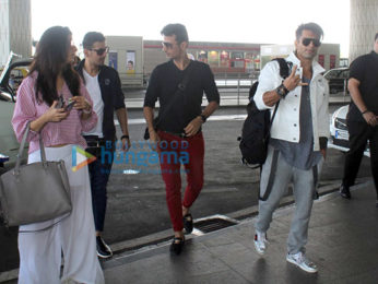 Aamir Khan, Karan Singh and others snapped at the airport