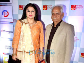Celebs attend Manish Malhotra's show The Walk of Mijwan