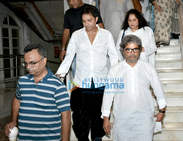 Celebs attend Vishal Bhardwaj’s late mother’s prayer meeting Celebs attend Vishal Bhardwaj’s late mother’s prayer meeting