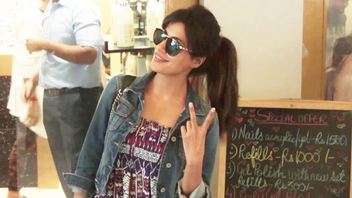 Chitrangda Singh Spotted At Unisex Salon Bandra