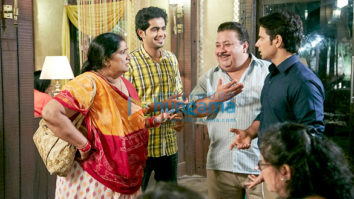Movie stills of the movie Khajoor Pe Atke