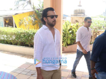 Nikhil Advani's mom funeral attended by celebs