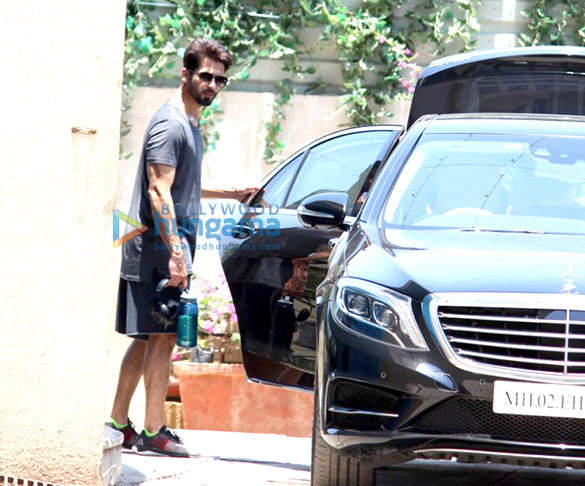 Shahid Kapoor and Sidharth Malhotra spotted at Reset gym in Bandra