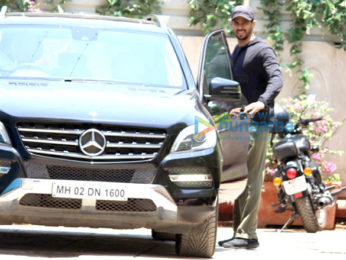 Shahid Kapoor and Sidharth Malhotra spotted at Reset gym in Bandra