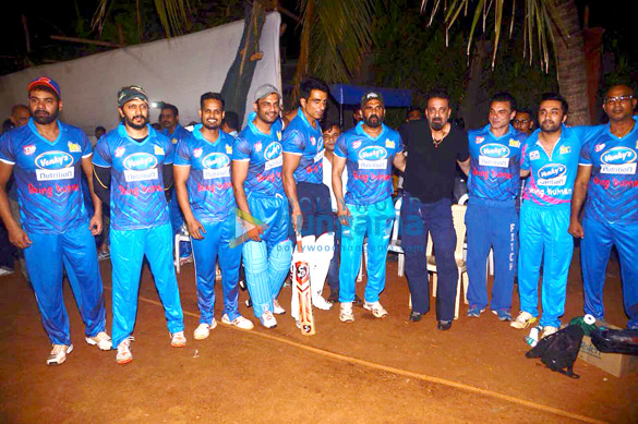 Suniel Shetty, Riteish Deshmukh, Sonu Sood and others at a match in Mumbai Suniel Shetty, Riteish Deshmukh, Sonu Sood and others at a match in Mumbai