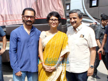 Aamir Khan, Kiran Rao snapped with Chief Minister of Maharashtra Devendra Fadnavis