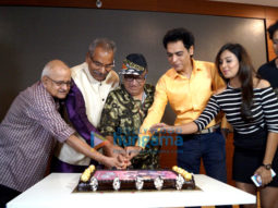 Celebs grace the trailer launch of ’10 Nahi 40′