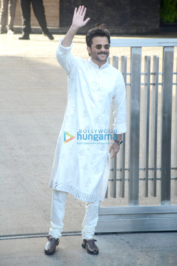 Celebs snapped arriving for Sonam Kapoor’s mehendi at Signature Island in BKC Celebs snapped arriving for Sonam Kapoor’s mehendi at Signature Island in BKC