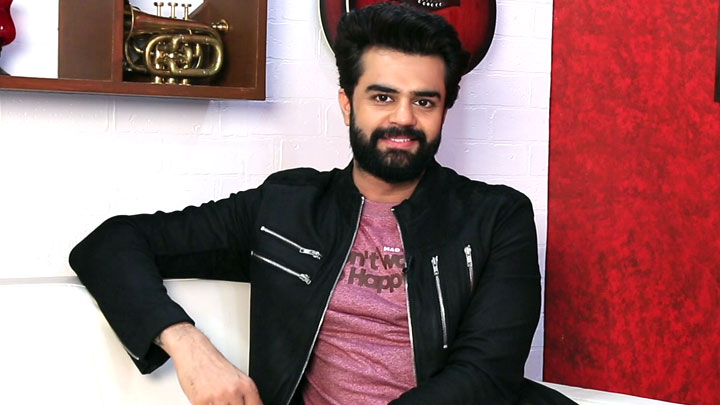 Manish Paul: “Main Foreign ki ladkiyo se foran ghul-mil jaata hu” | Munde Town De