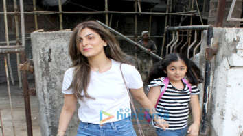 Riddhima Kapoor Sahani and Manasi Joshi Roy spotted at Kromakay salon in Juhu