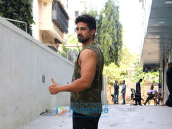 Shahid Kapoor, Rhea Chakraborty and others spotted at gym
