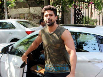 Shahid Kapoor, Rhea Chakraborty and others spotted at gym