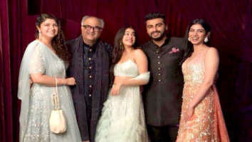 Sonam Ki Shaadi: Boney Kapoor’s portrait with his kids Janhvi, Khushi, Arjun and Anshula Kapoor is HEARTBREAKINGLY beautiful