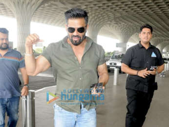Sushant Singh Rajput, Suniel Shetty and Raveena Tandon snapped at the airport