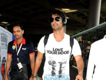Sushant Singh Rajput, Suniel Shetty and Raveena Tandon snapped at the airport