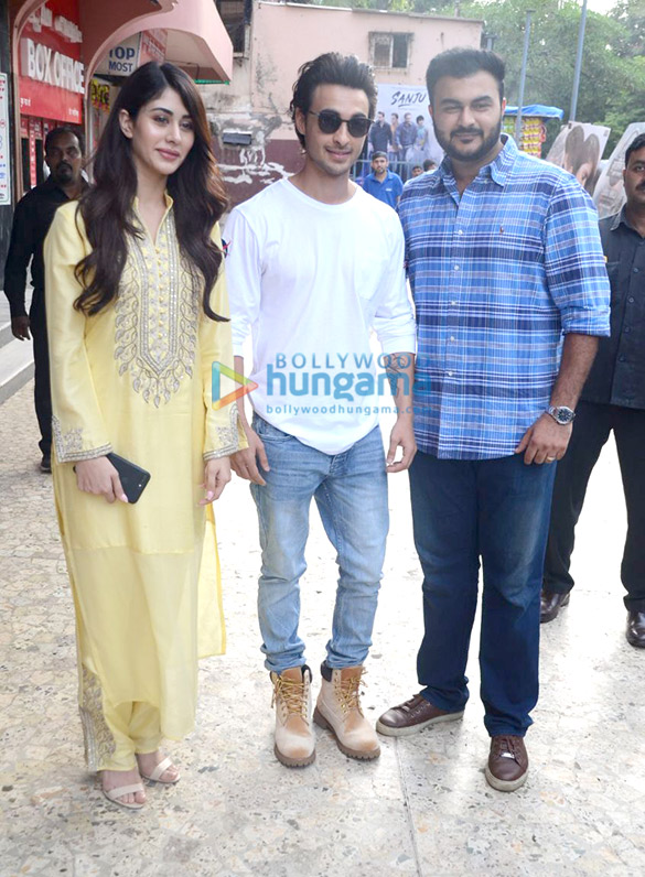 Aayush Sharma and Warina Hussain snapped at the teaser launch of Loveratri Aayush Sharma and Warina Hussain snapped at the teaser launch of Loveratri
