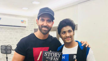 Hrithik Roshan receives this UNIQUE GIFT from a fan!